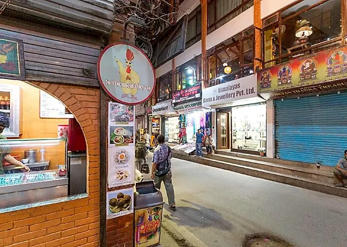 Himalayan Ghar 3*